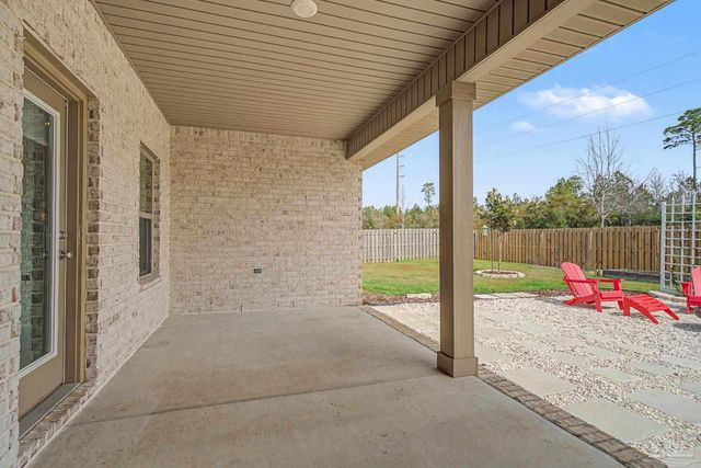 382 Tybrisa Ct, Cantonment, FL 32533