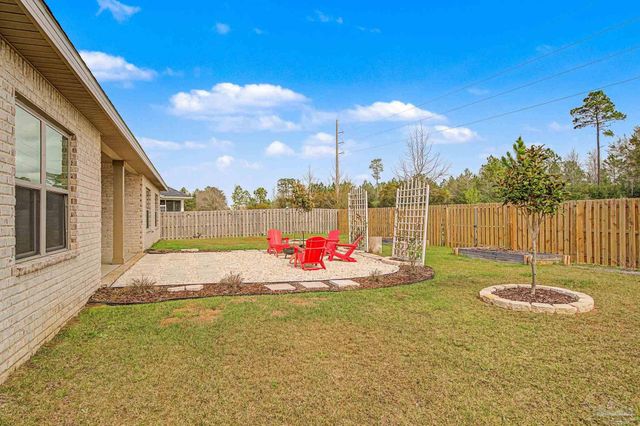 382 Tybrisa Ct, Cantonment, FL 32533