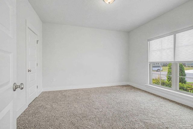 382 Tybrisa Ct, Cantonment, FL 32533