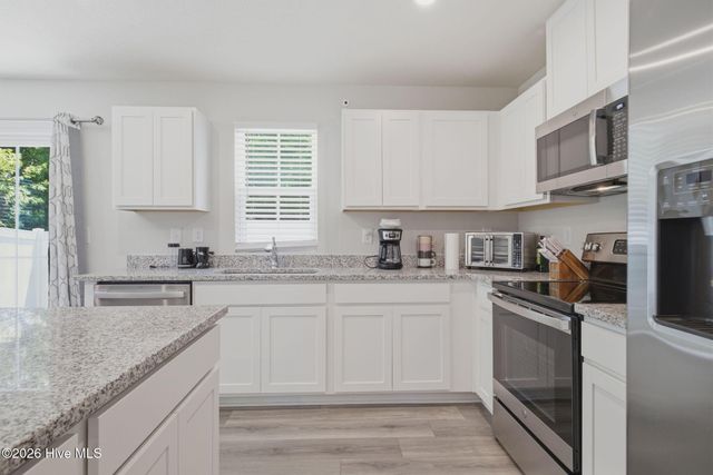 1306 Raven Way, Elizabeth City, NC 27909