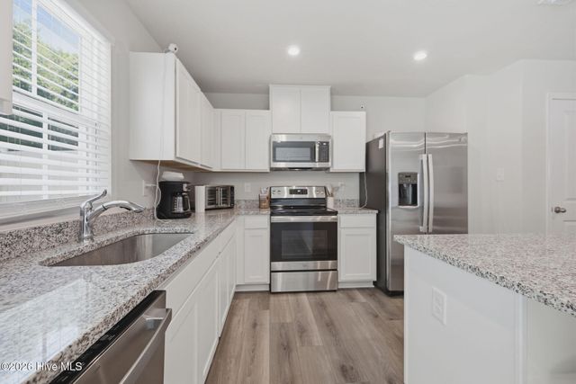 1306 Raven Way, Elizabeth City, NC 27909
