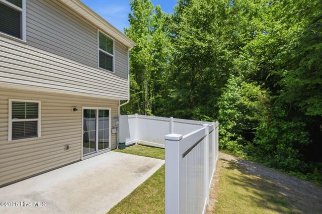 1306 Raven Way, Elizabeth City, NC 27909