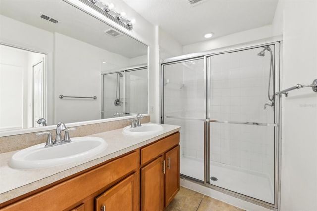 2938 RODRICK CIRCLE, Orlando, FL 32824