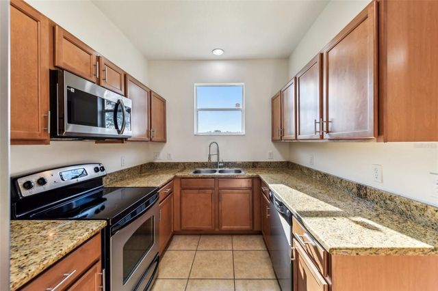 2938 RODRICK CIRCLE, Orlando, FL 32824