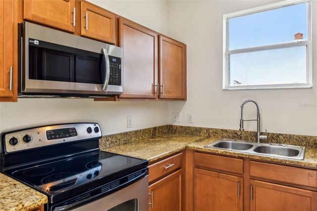 2938 RODRICK CIRCLE, Orlando, FL 32824