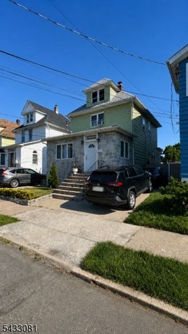 269 18Th Ave, Paterson City, NJ 07504