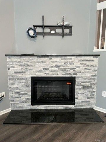 1530 MARYLAND CLUB Drive, Royal Oak, MI 48067