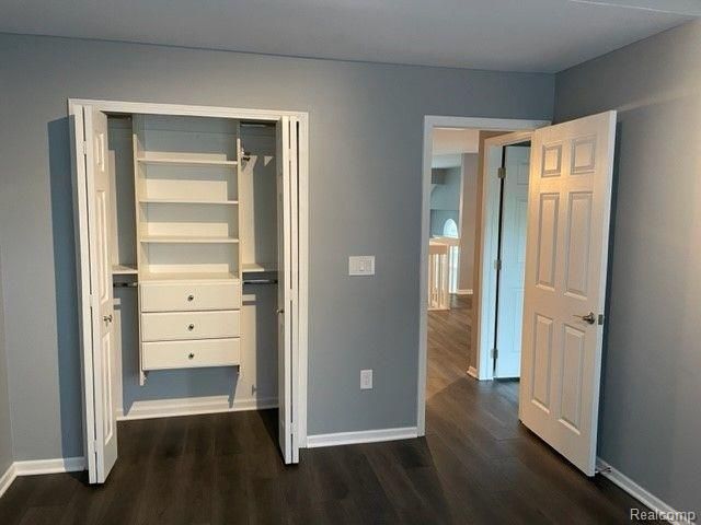 1530 MARYLAND CLUB Drive, Royal Oak, MI 48067