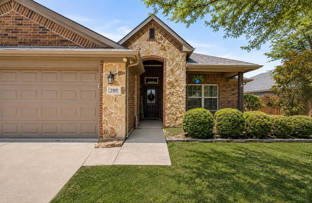 200 Jacinth Lane, Granbury, TX 76049