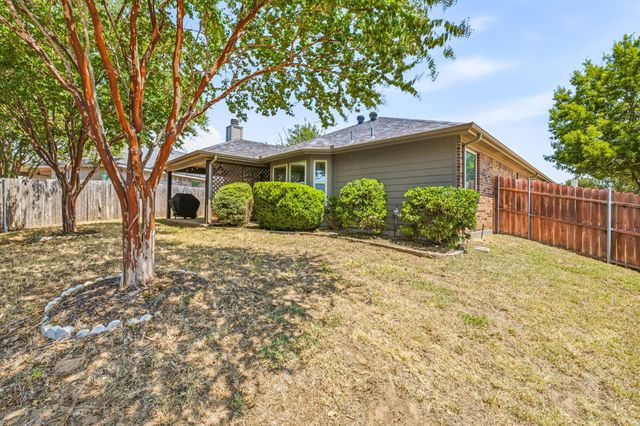 200 Jacinth Lane, Granbury, TX 76049