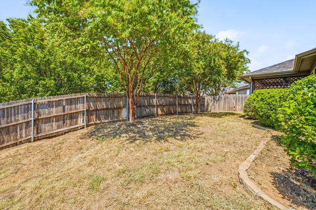 200 Jacinth Lane, Granbury, TX 76049