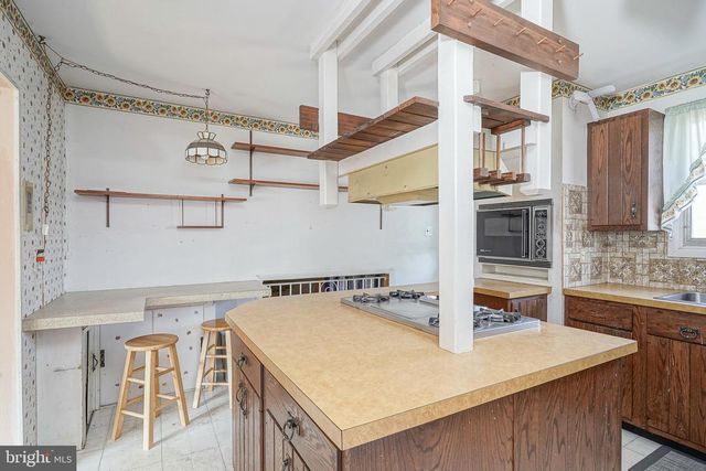 225 DRAKE RD, Cherry Hill, NJ 08034