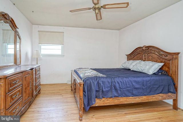 225 DRAKE RD, Cherry Hill, NJ 08034