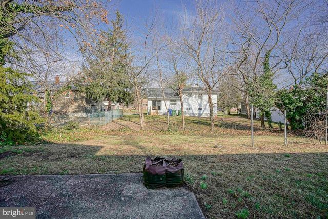 225 DRAKE RD, Cherry Hill, NJ 08034