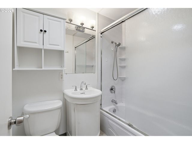 144 Ne 139TH Ave, Portland, OR 97230