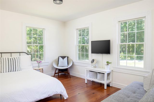 185 Maiden Lane, Mattituck, NY 11952
