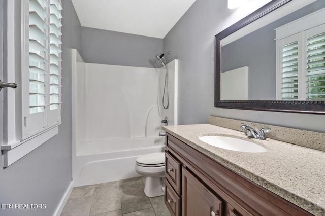 198 Orange Circle, Crossville, TN 38555