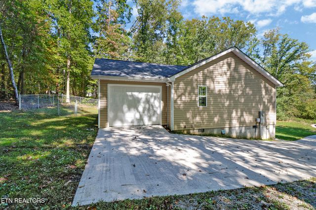 198 Orange Circle, Crossville, TN 38555