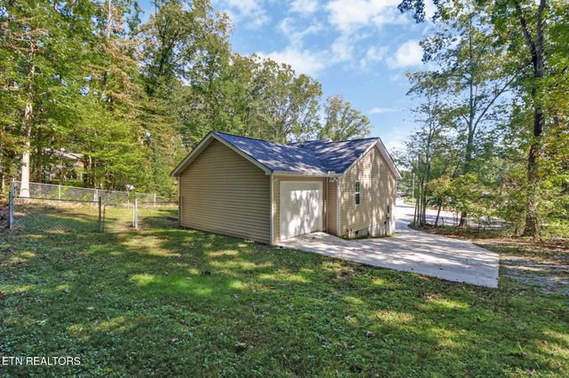198 Orange Circle, Crossville, TN 38555