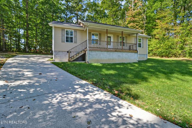 198 Orange Circle, Crossville, TN 38555