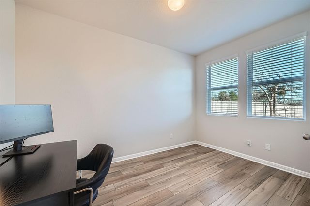 1009 NW Testoa CV N, Hutto, TX 78634