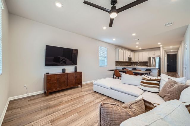 1009 NW Testoa CV N, Hutto, TX 78634