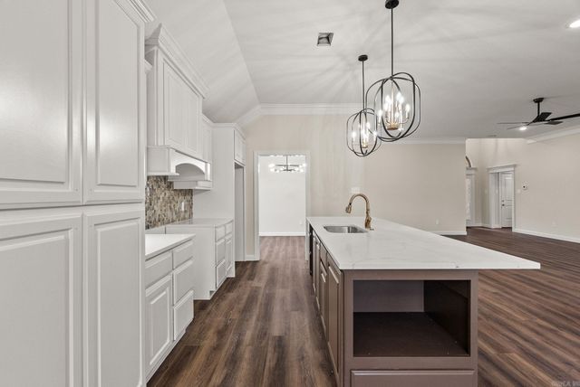 71 Corniche Cove, Maumelle, AR 72113