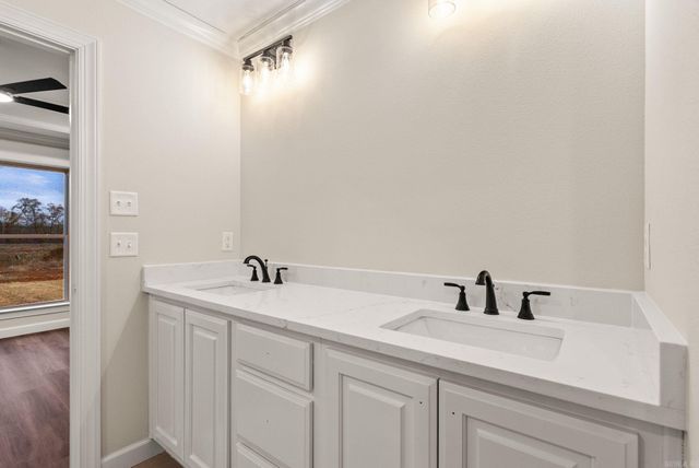 71 Corniche Cove, Maumelle, AR 72113