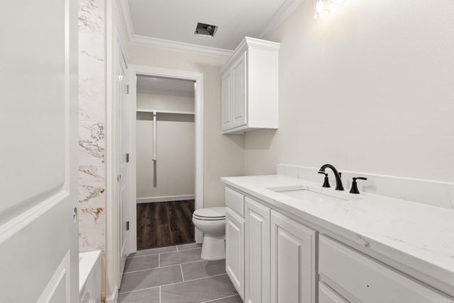 71 Corniche Cove, Maumelle, AR 72113