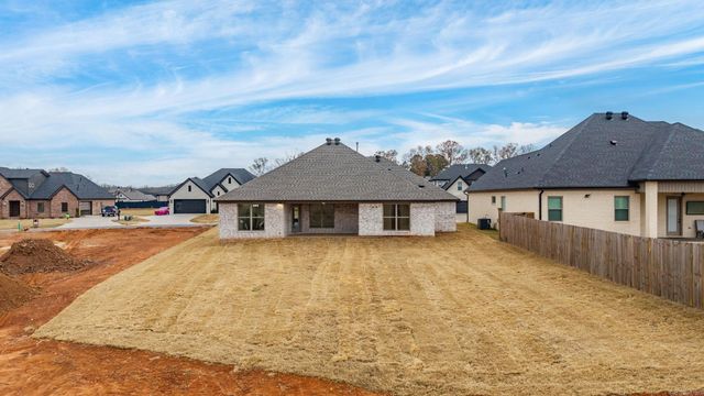 71 Corniche Cove, Maumelle, AR 72113
