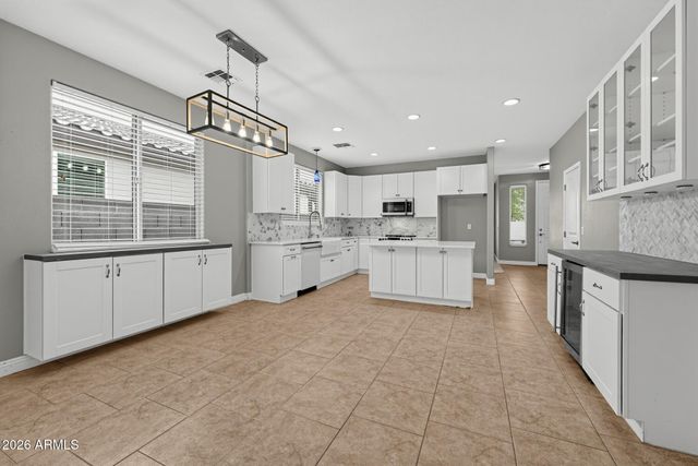 1331 E SARONA Street, San Tan Valley, AZ 85143