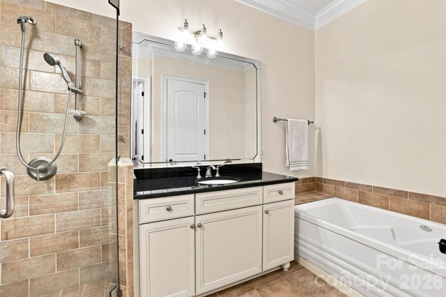 6831 Louisburg Square Lane, Charlotte, NC 28210