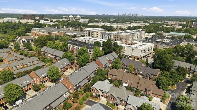 6831 Louisburg Square Lane, Charlotte, NC 28210