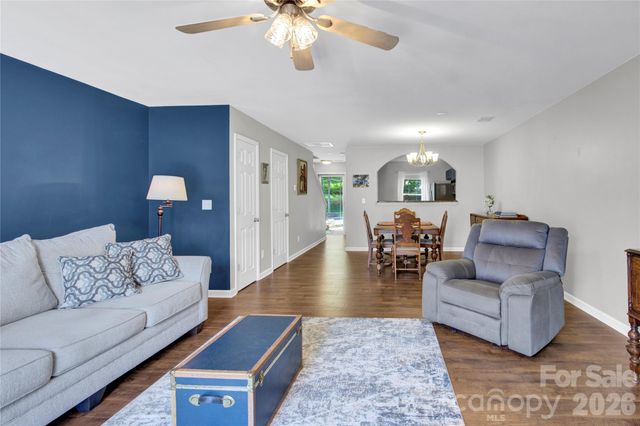 17640 Caldwell Track Drive, Cornelius, NC 28031