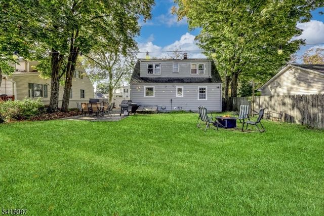 22 Wanaque Ave, Wanaque Boro, NJ 07420