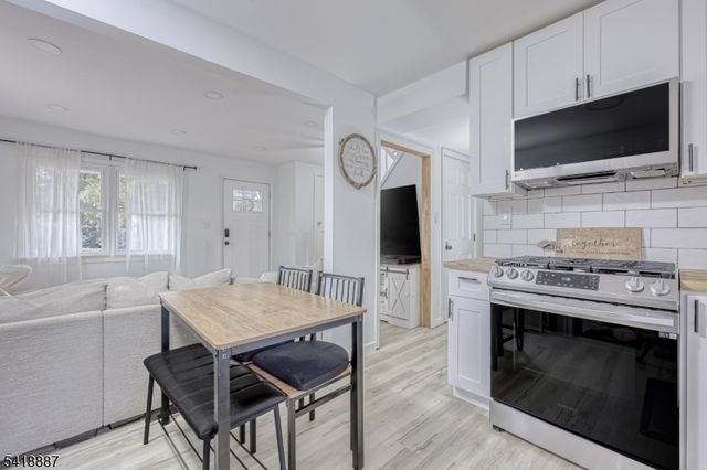 22 Wanaque Ave, Wanaque Boro, NJ 07420