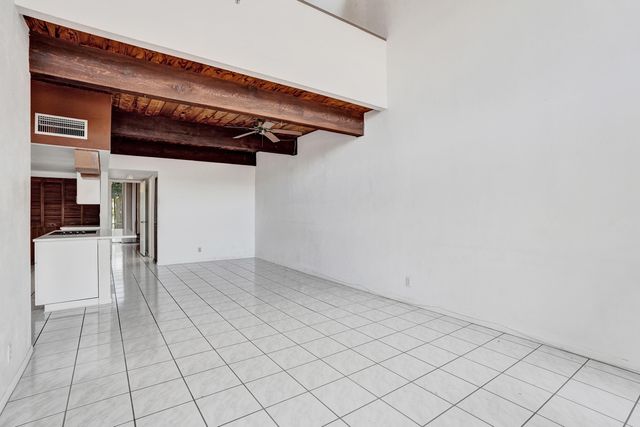 731 E COCO PLUM Circle 4, Plantation, FL 33324