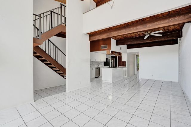 731 E COCO PLUM Circle 4, Plantation, FL 33324