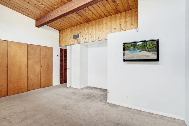 731 E COCO PLUM Circle 4, Plantation, FL 33324
