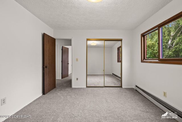 820 Woodmar Place, Anchorage, AK 99515