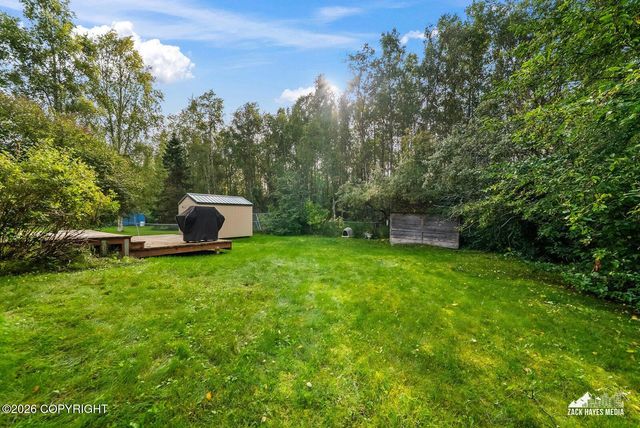820 Woodmar Place, Anchorage, AK 99515