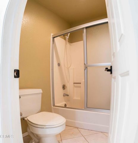 684 Sutton Crest Trail TL107, Oak Park, CA 91377