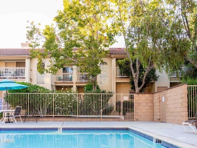 684 Sutton Crest Trail TL107, Oak Park, CA 91377