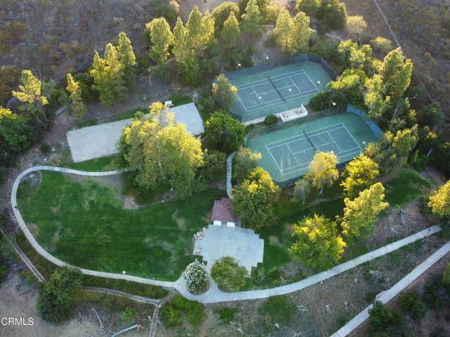 684 Sutton Crest Trail TL107, Oak Park, CA 91377