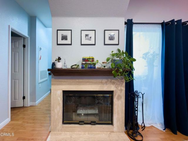 684 Sutton Crest Trail TL107, Oak Park, CA 91377