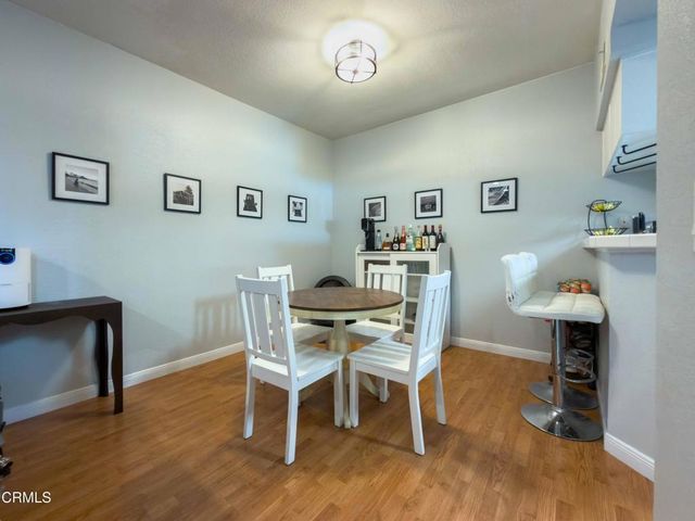 684 Sutton Crest Trail TL107, Oak Park, CA 91377