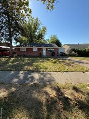 31053 Steinhauer Street, Westland, MI 48186