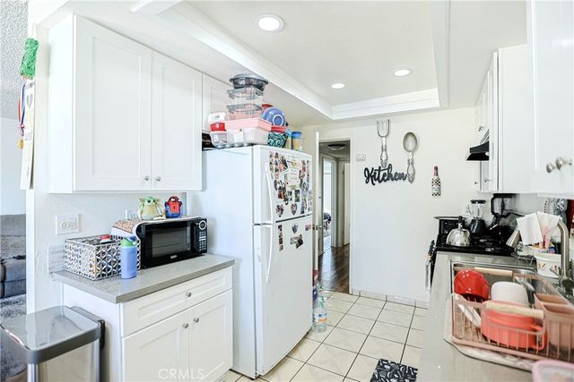 1400 W Warner, Santa Ana, CA 92704