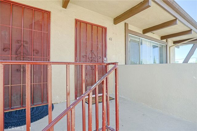 1400 W Warner, Santa Ana, CA 92704
