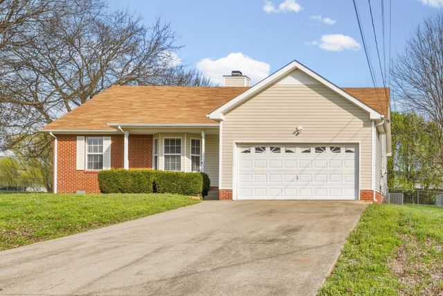 1361 Jenny Ln, Clarksville, TN 37042